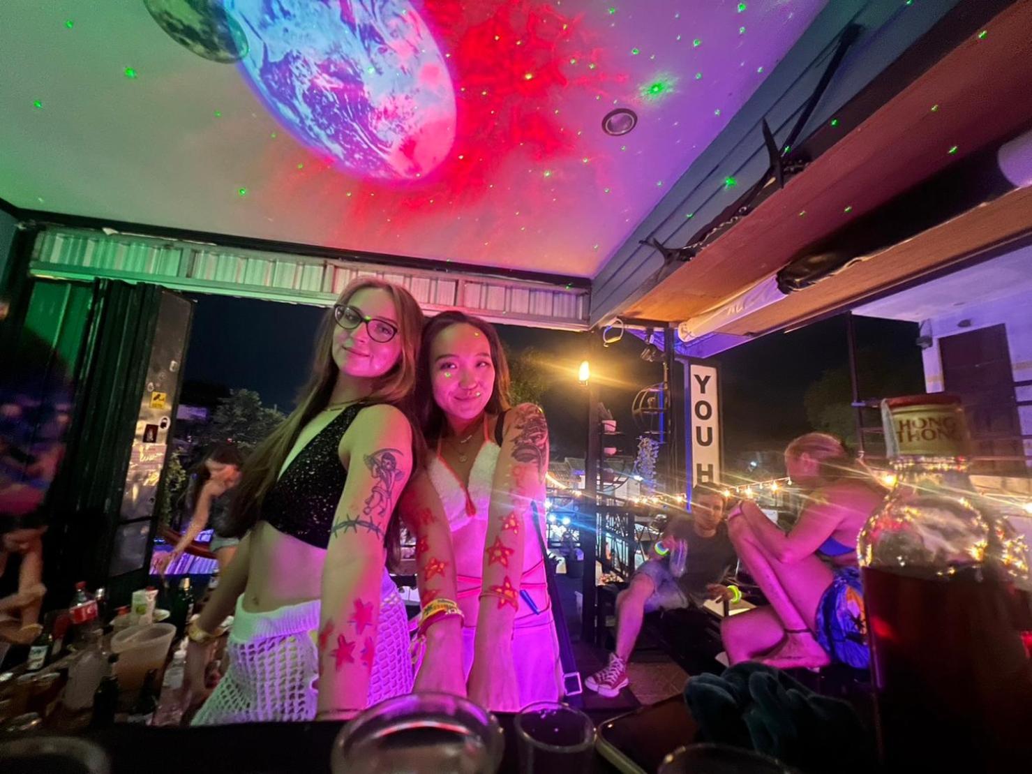 U Hostel Koh Phangan หาดริ้น ภายนอก รูปภาพ