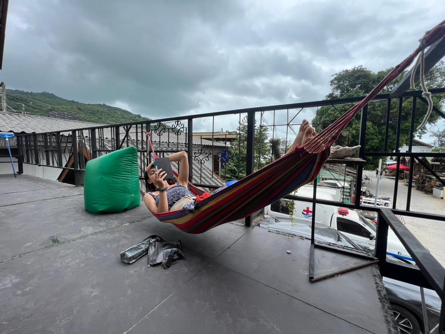 U Hostel Koh Phangan หาดริ้น ภายนอก รูปภาพ