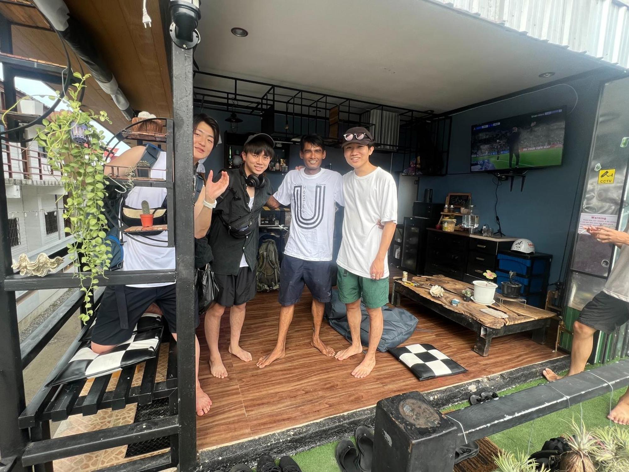 U Hostel Koh Phangan หาดริ้น ภายนอก รูปภาพ