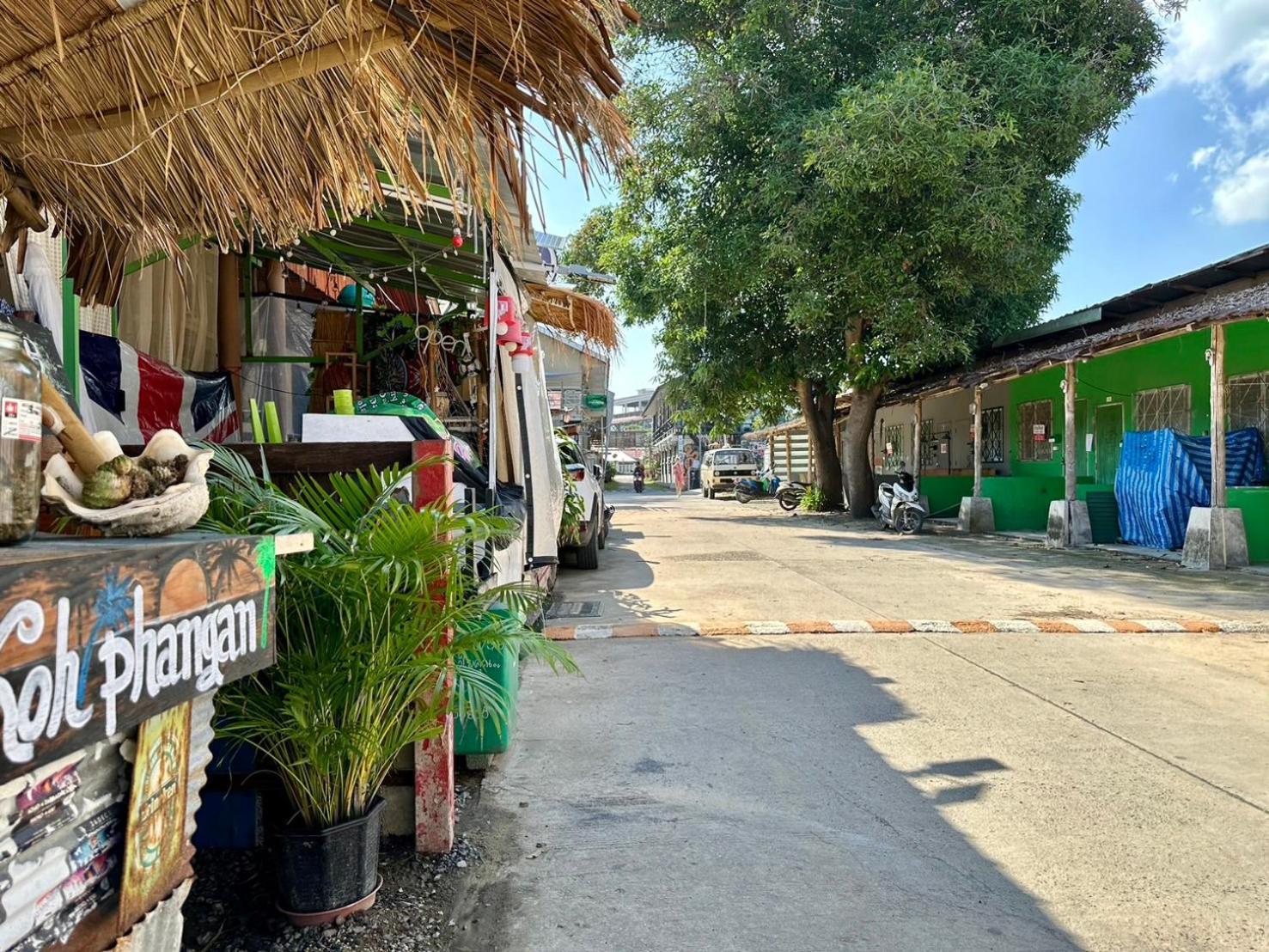 U Hostel Koh Phangan หาดริ้น ภายนอก รูปภาพ