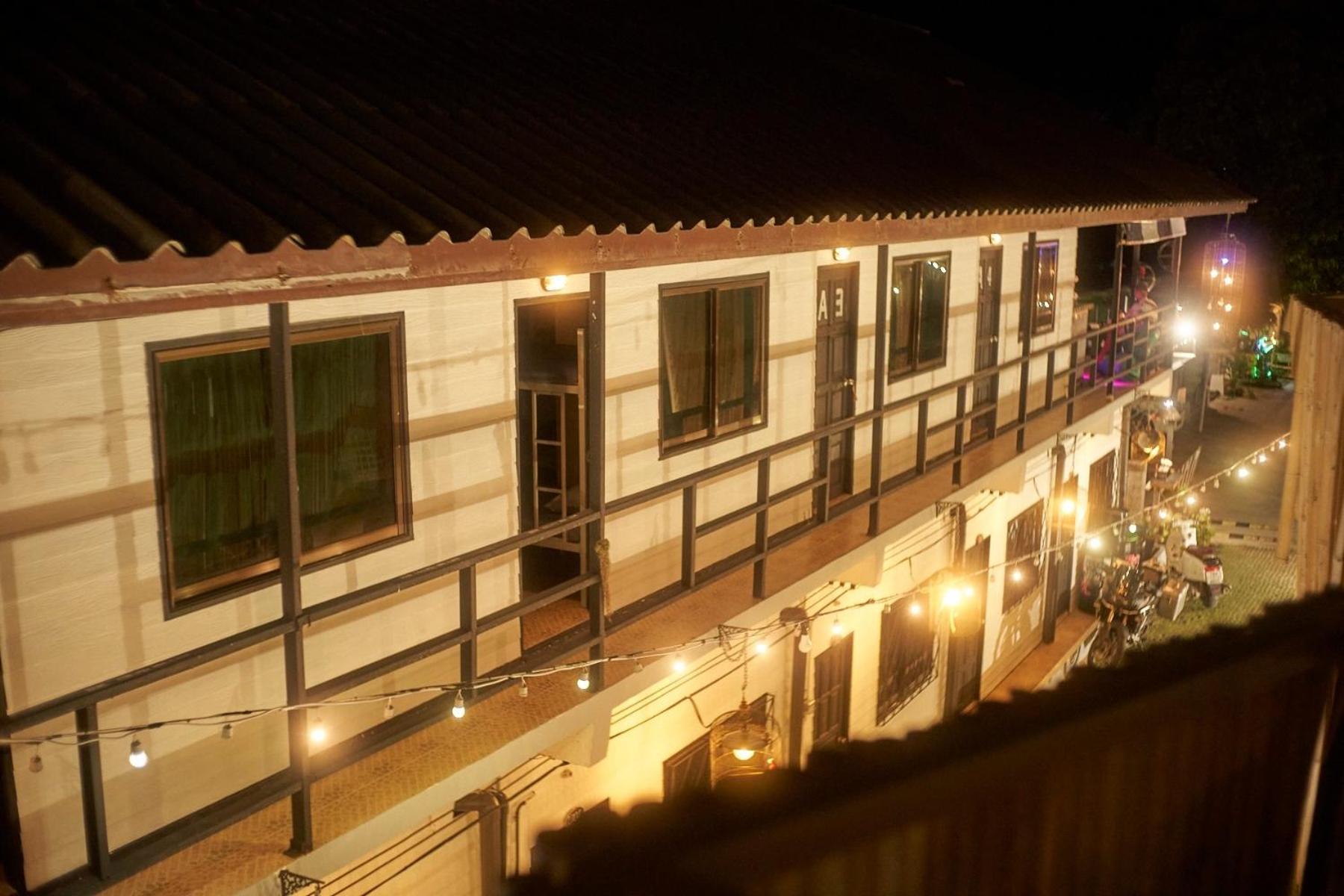 U Hostel Koh Phangan หาดริ้น ภายนอก รูปภาพ