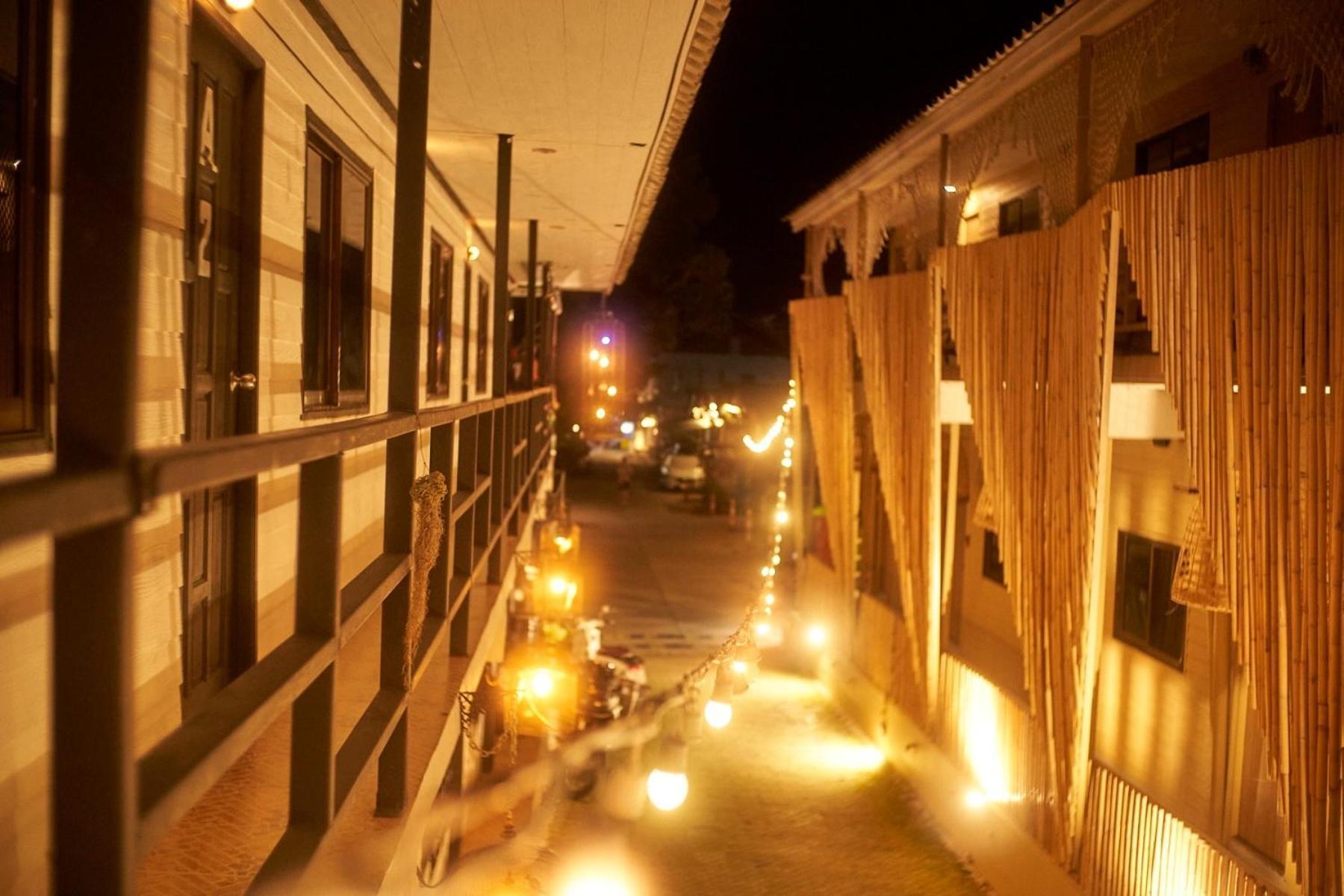 U Hostel Koh Phangan หาดริ้น ภายนอก รูปภาพ